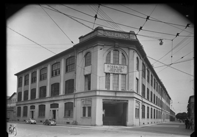 Entrata principale della fabbrica di cappelli Borsalino ad Alessandria