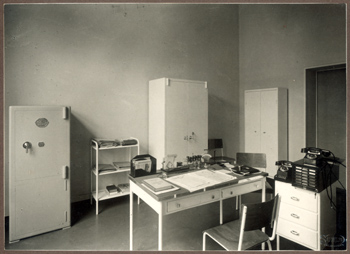Alessandria - Sanatorio Teresio Borsalino- interno: ufficio economato