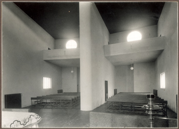 Alessandria - Sanatorio Teresio Borsalino - la chiesa: interno visto dall'altare