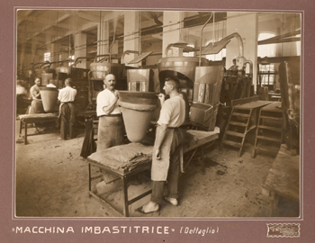 Macchina imbastitrice (dettaglio)